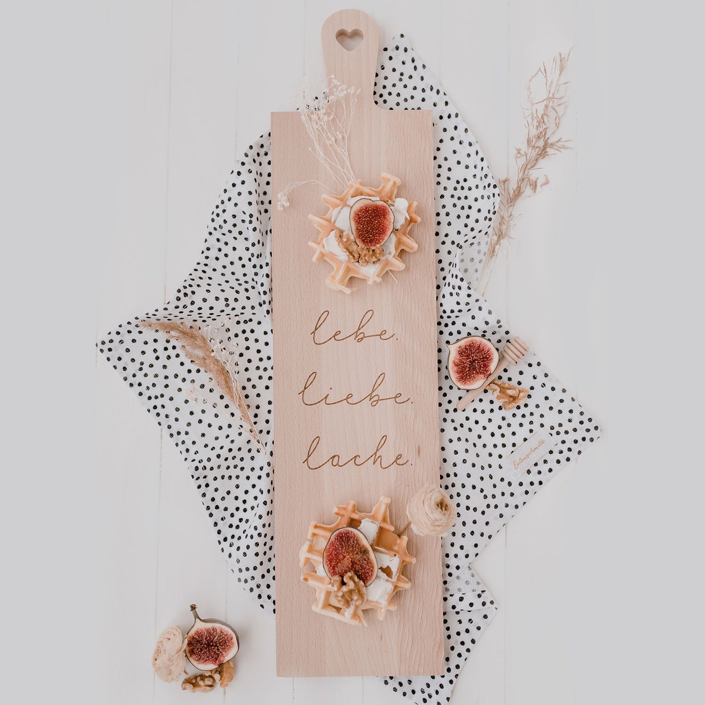 Holz-Schneidebrett Lebe Liebe Lache